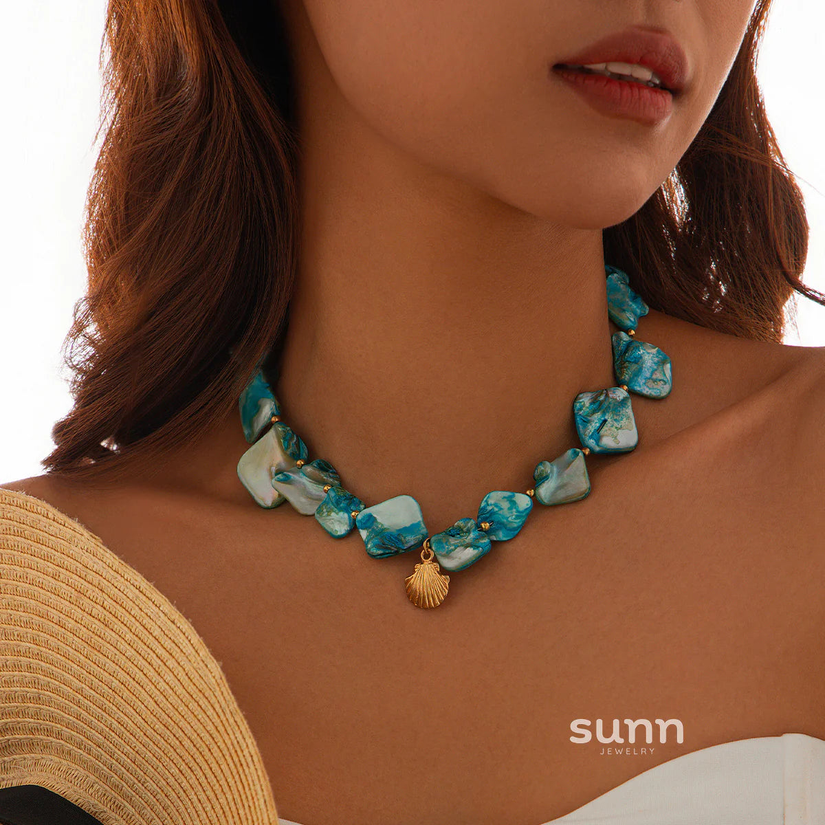 Alaura Scallop Charm Chain