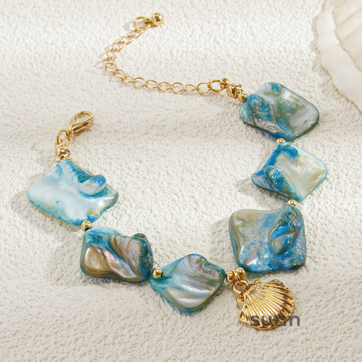 Alaura Scallop Charm Chain