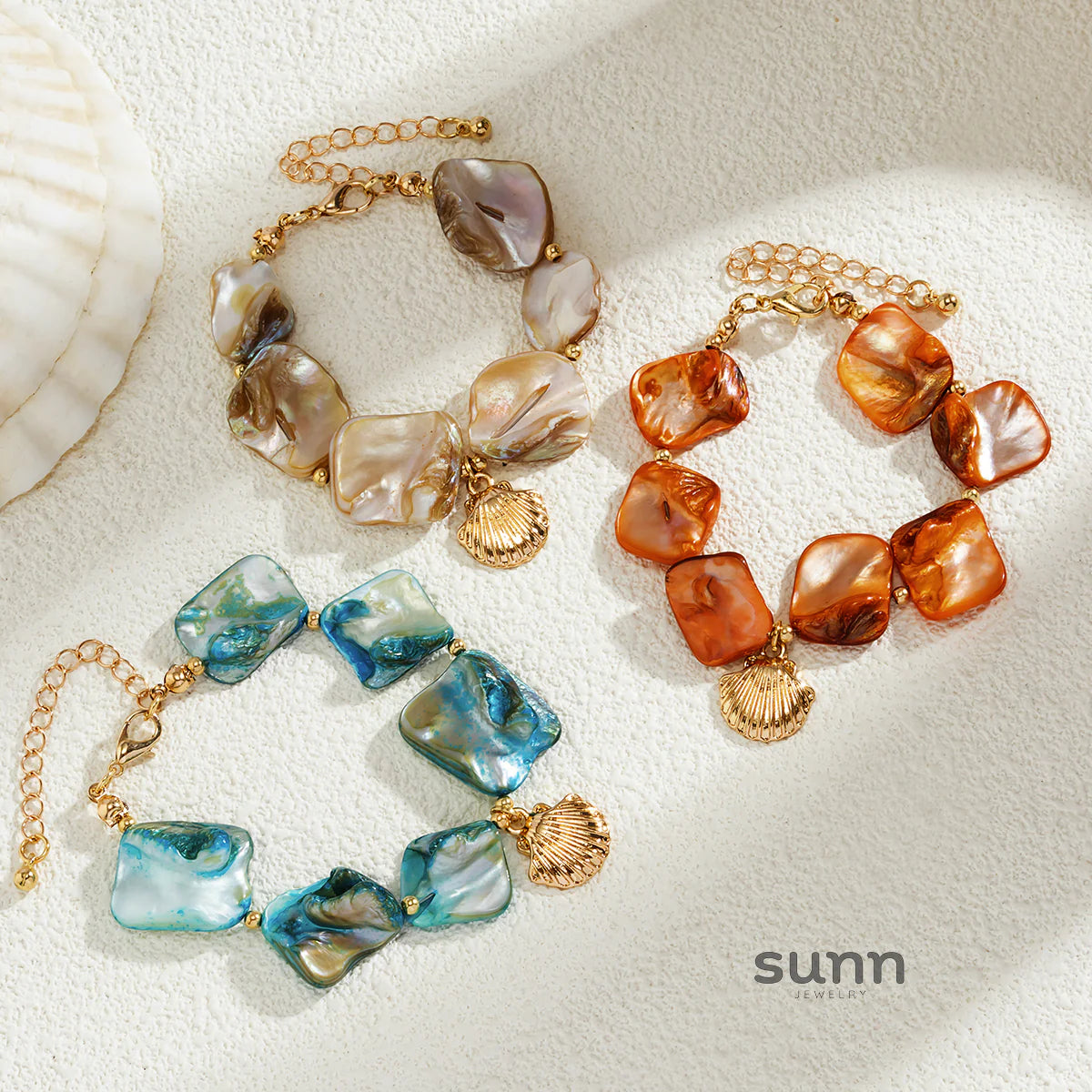 Alaura Scallop Charm Chain