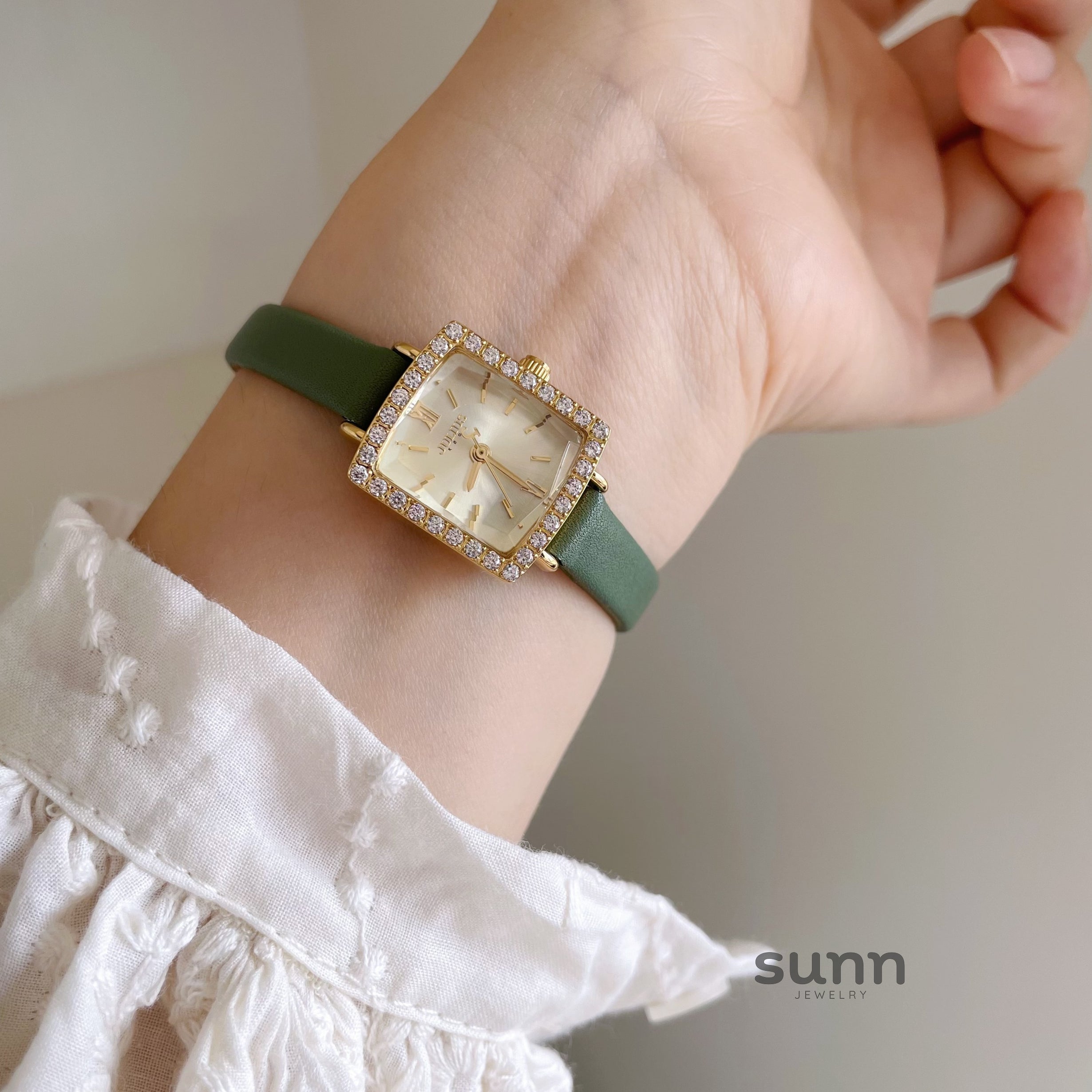 Alayiah Diamond Square Watch [OD4WU6QO]