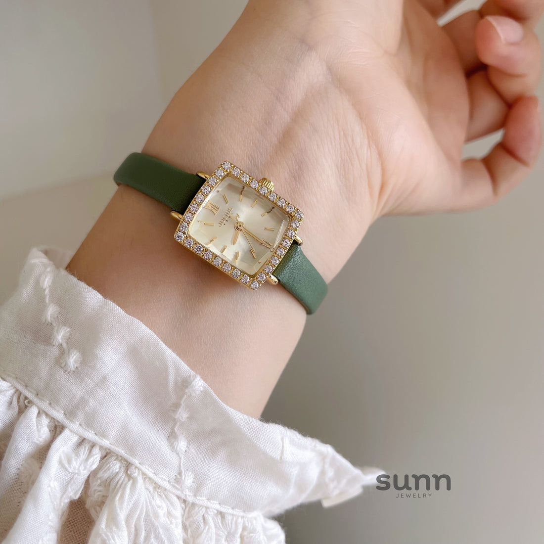 Alayiah Diamond Square Watch [C4E0OKCS]