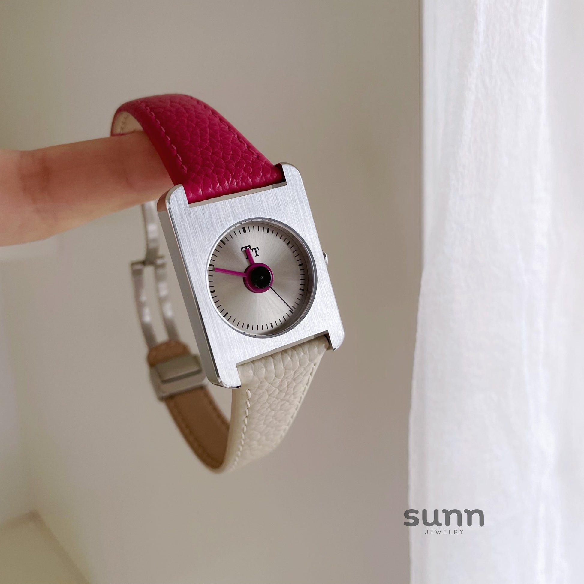 Alayjah Square Leather Strap Watch [A2Z0E2X2]