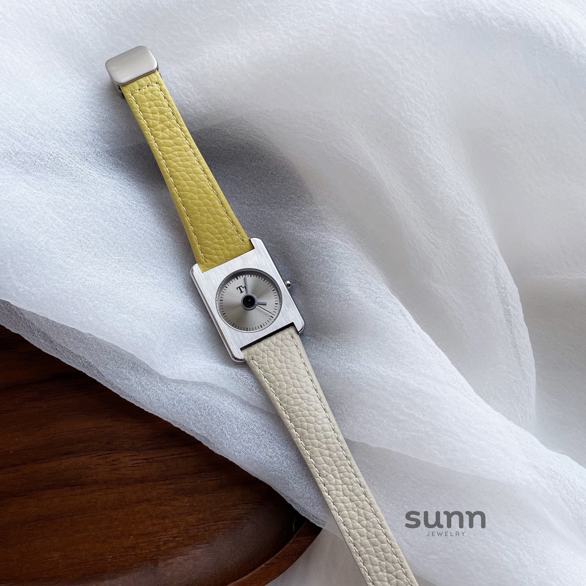 Alayjah Square Leather Strap Watch [02GM03P4]