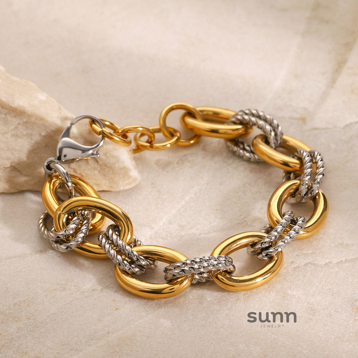 Albany Geometric Steel Bracelet [EJEASV3G]