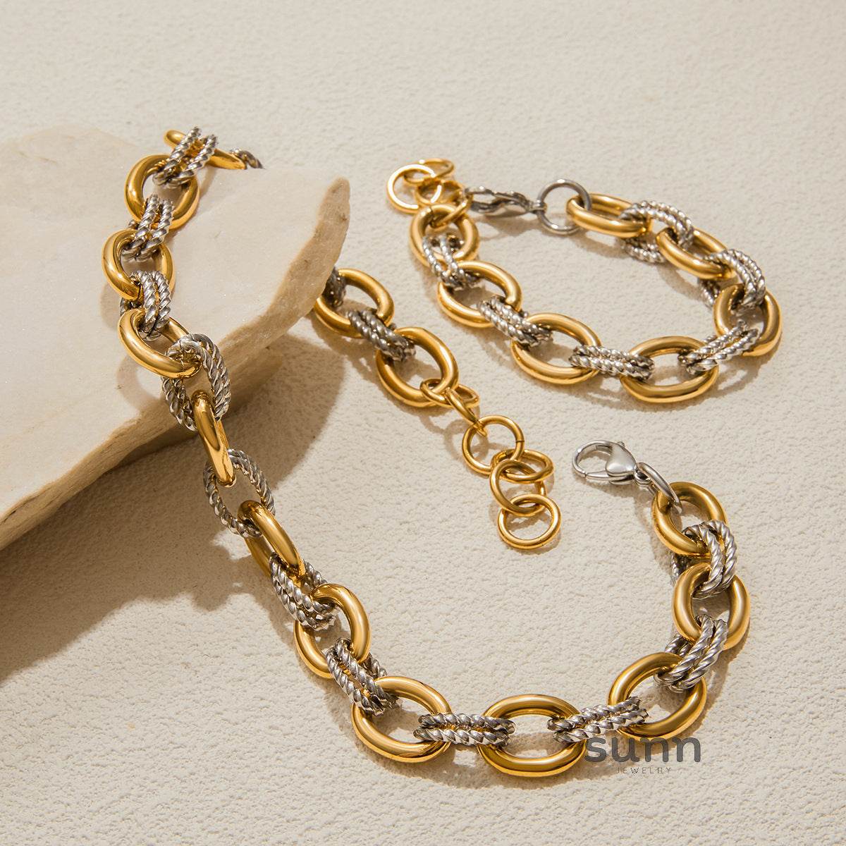 Albany Geometric Steel Bracelet [RQR2W35W]