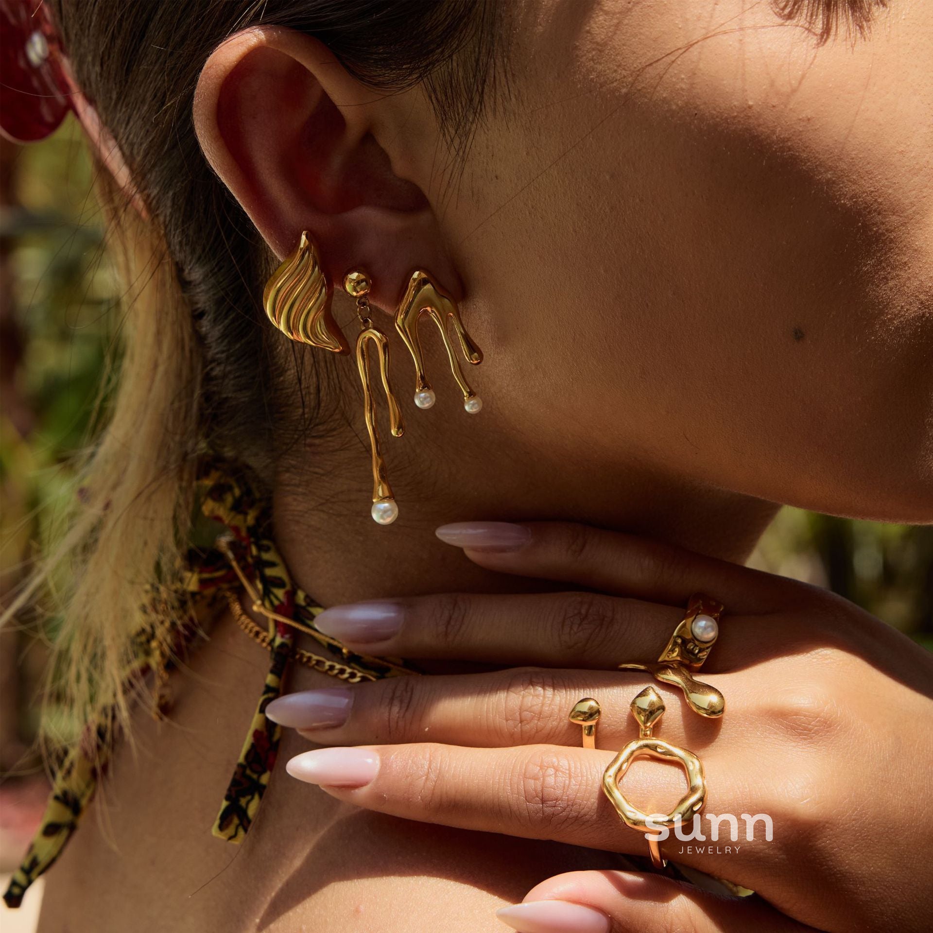 Albany Lava Stud Earrings [ID0PQMHY]