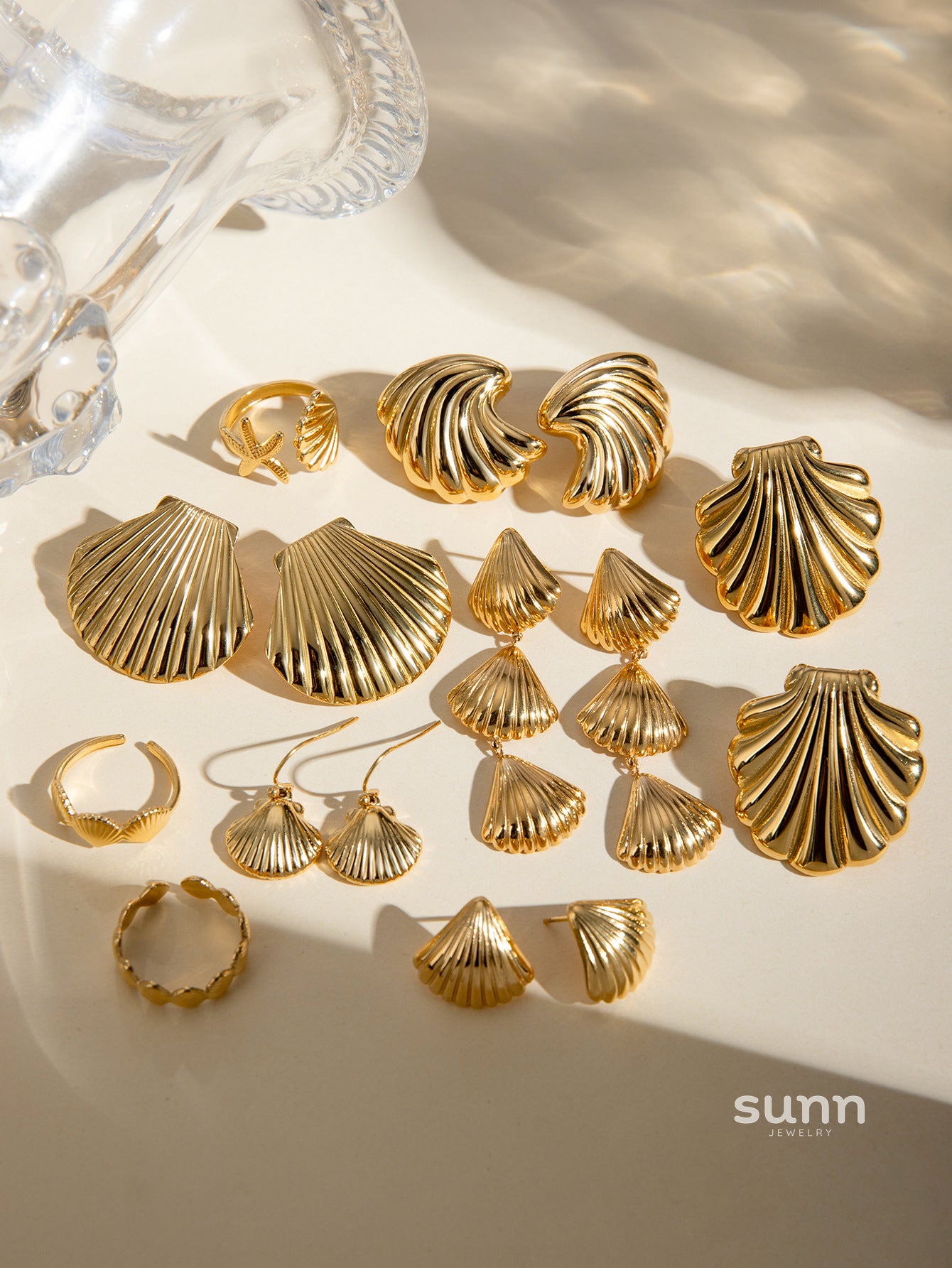 Alea Coastal Charm Earrings [3EIWN3R2]