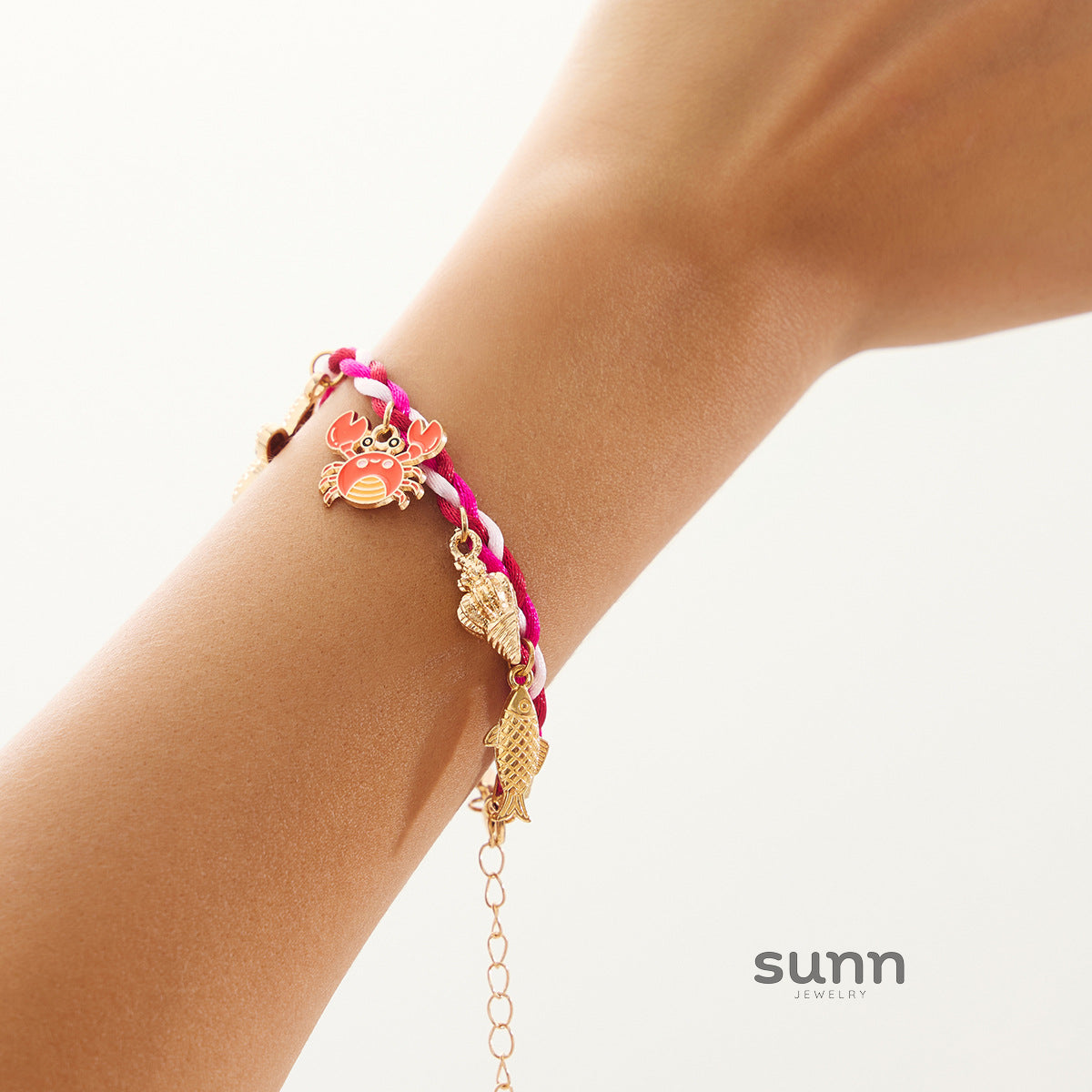 Aleana Starfish Charm Bracelet [L1VJ9CKY]