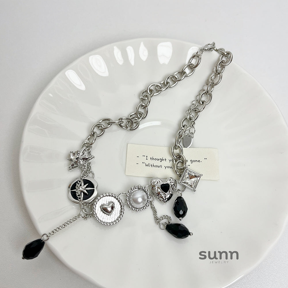 Alecia Crystal Button Heart Necklace [M1847UC2]
