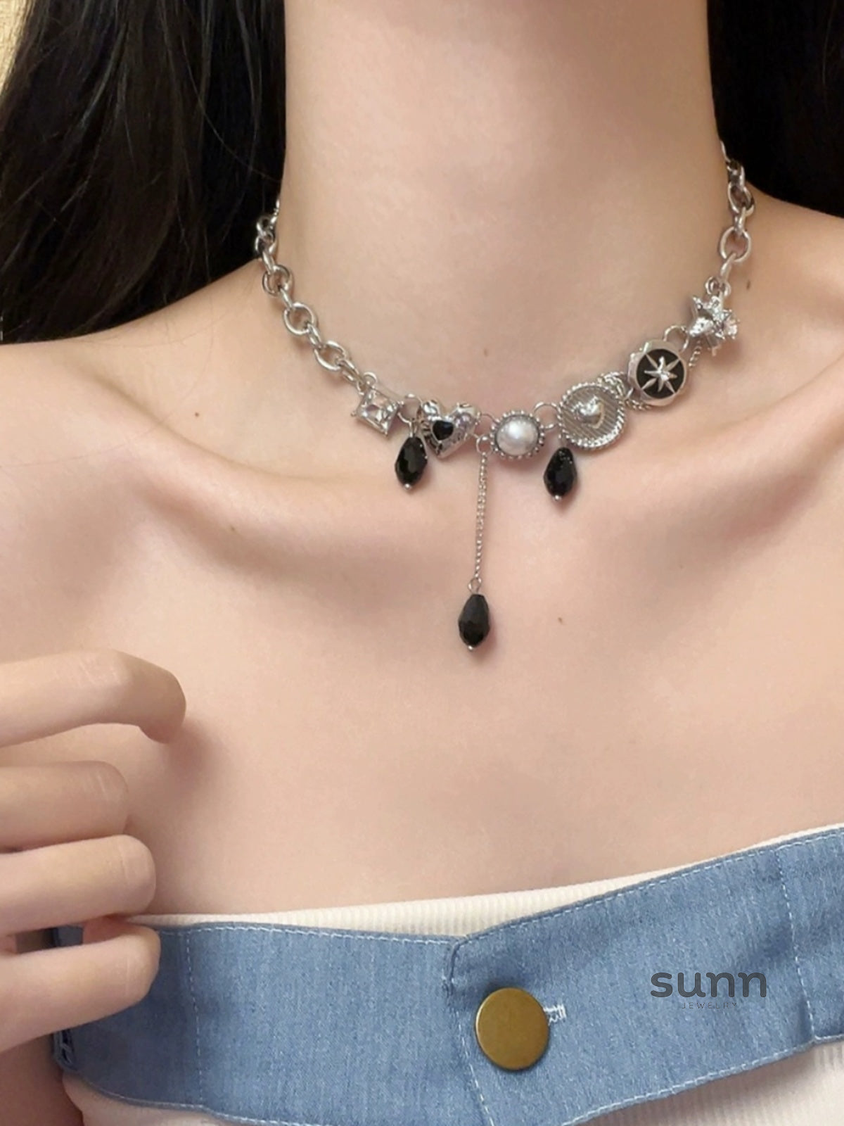 Alecia Crystal Button Heart Necklace [NKXWI41X]