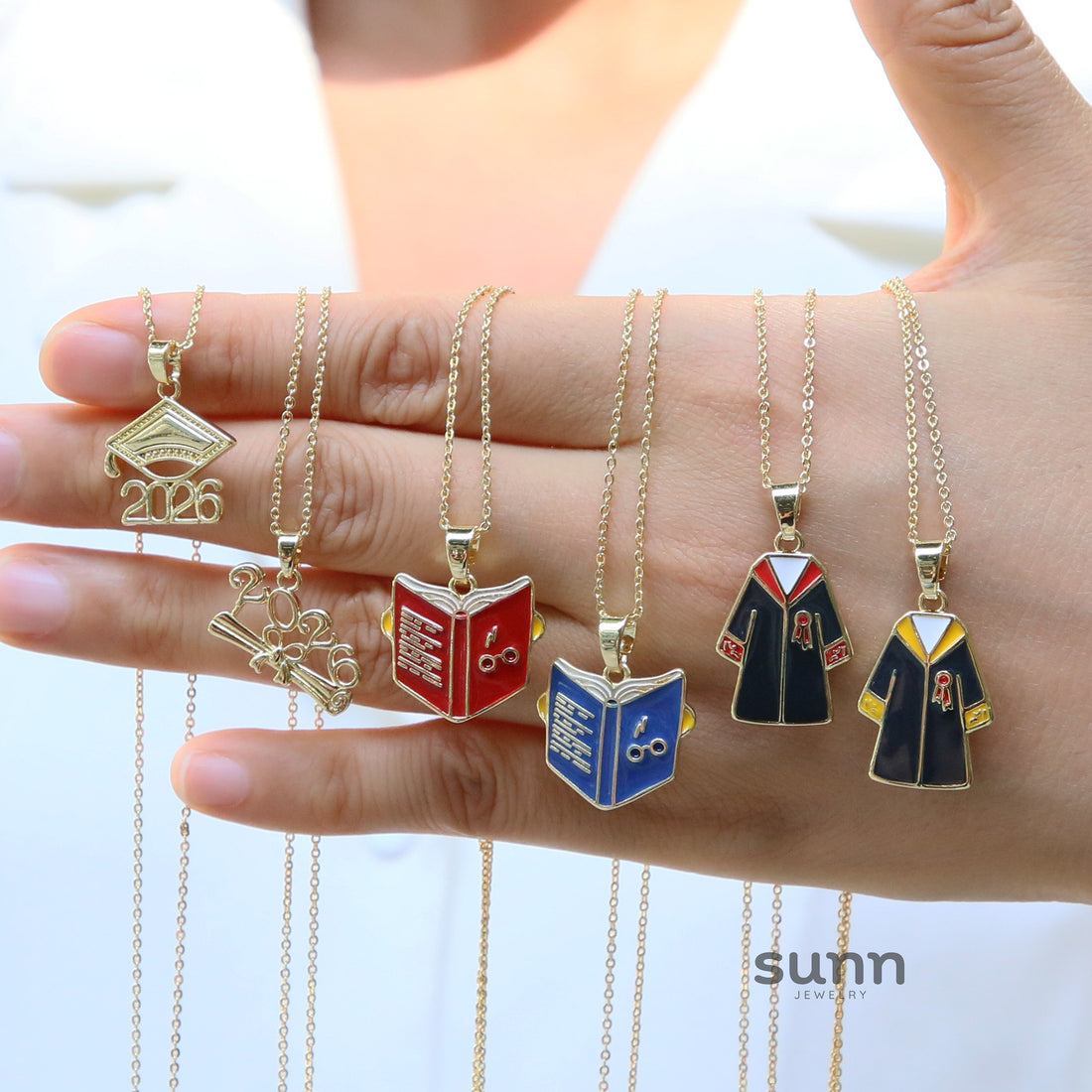 Aleeyah Graduation Cap Necklace [UZ741D0D]