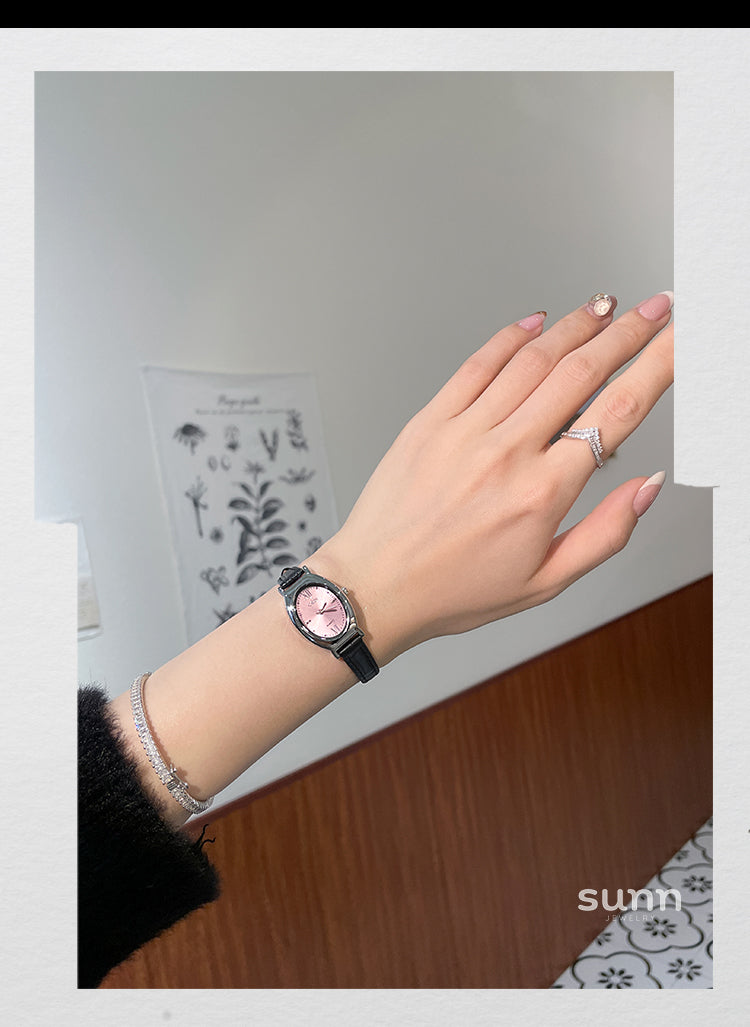 Aleeyah Oval Leather Watch [W4TJA5G9]