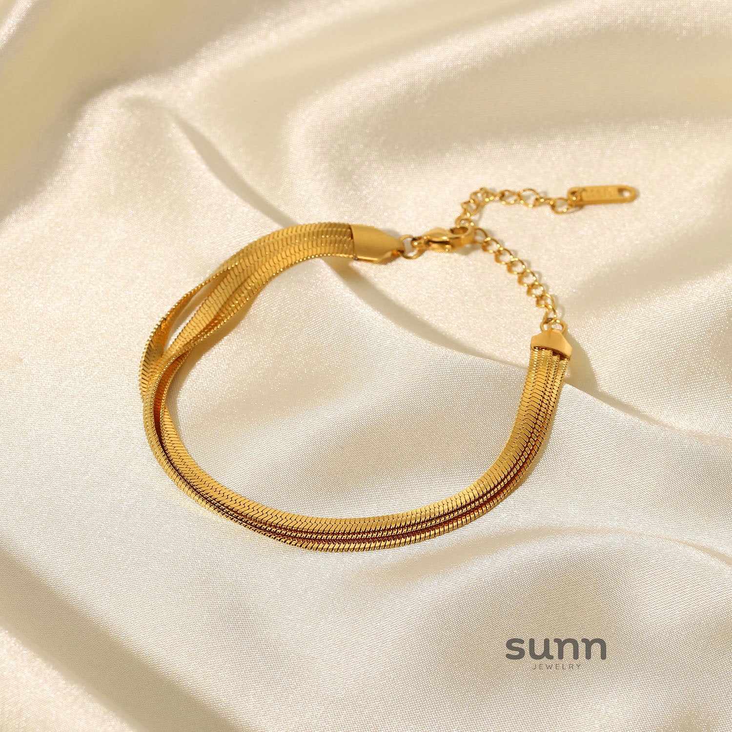 Alena Layered Chain Bracelet [ACXEQ63G]