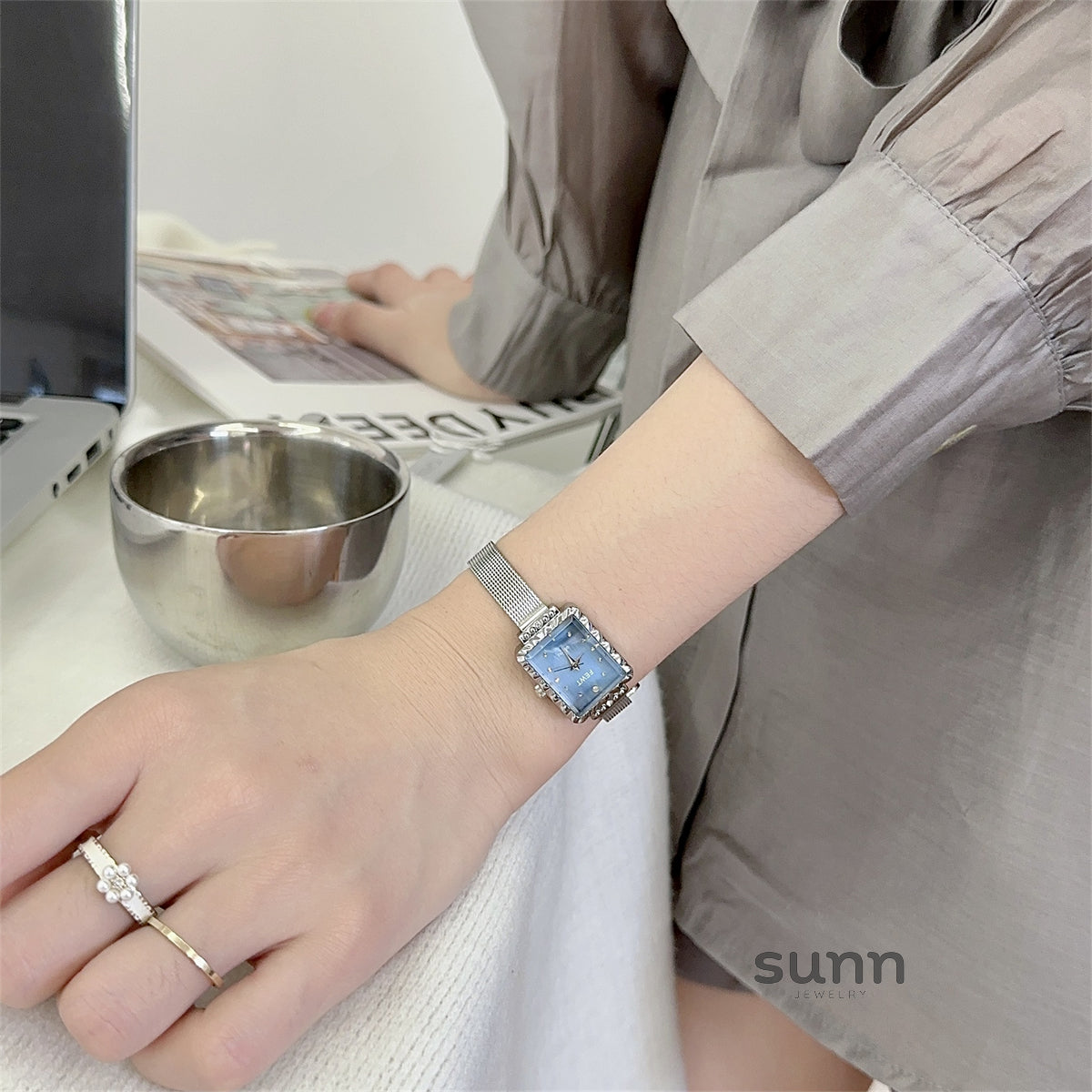 Aletheia Mother-Of-Pearl Watch [0B9TY7WC]