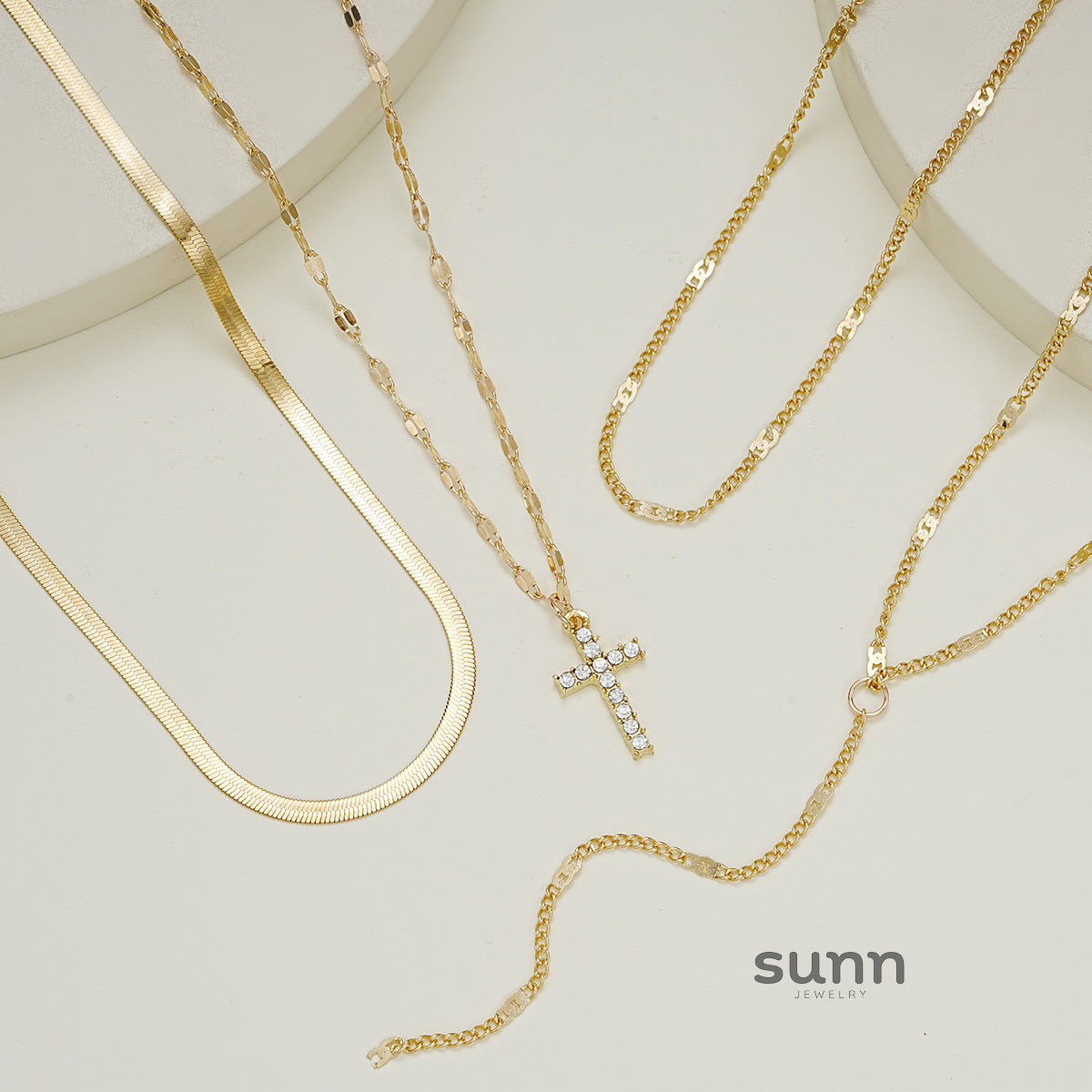 Alexander Layered Cross Necklace [M9YZPY4W]