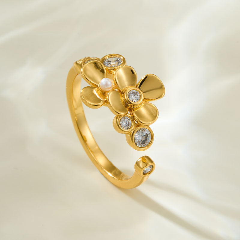 Alexandria Delicate Flower Ring [OSRM2USO]