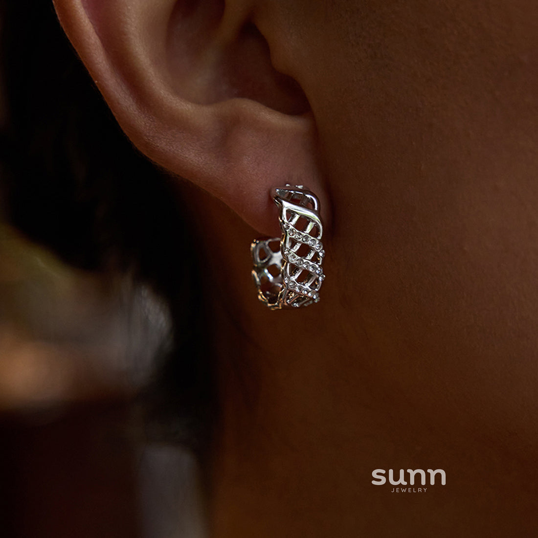 Alexandria Geometric Hoop Earrings [DVLJVLRJ]