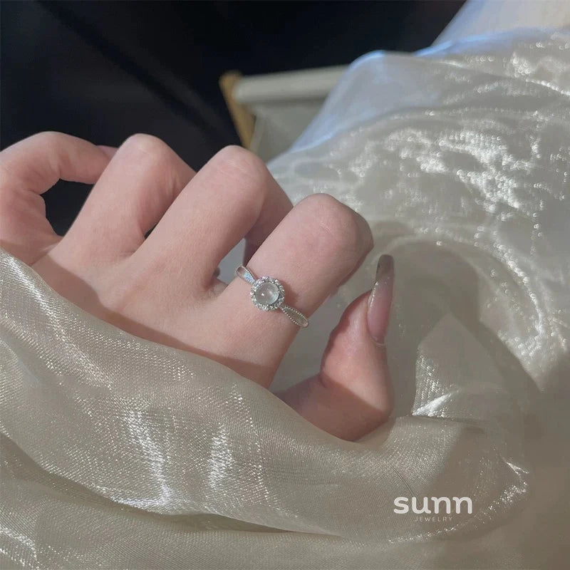 Alexi Moonlight Halo Ring