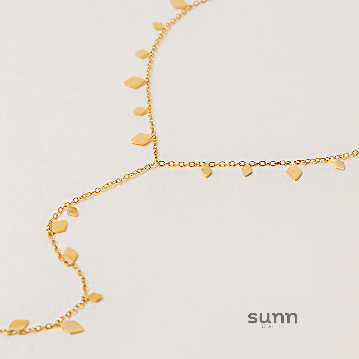 Alexie Zircon Pendant Clavicle Necklace [ZDHO7404]