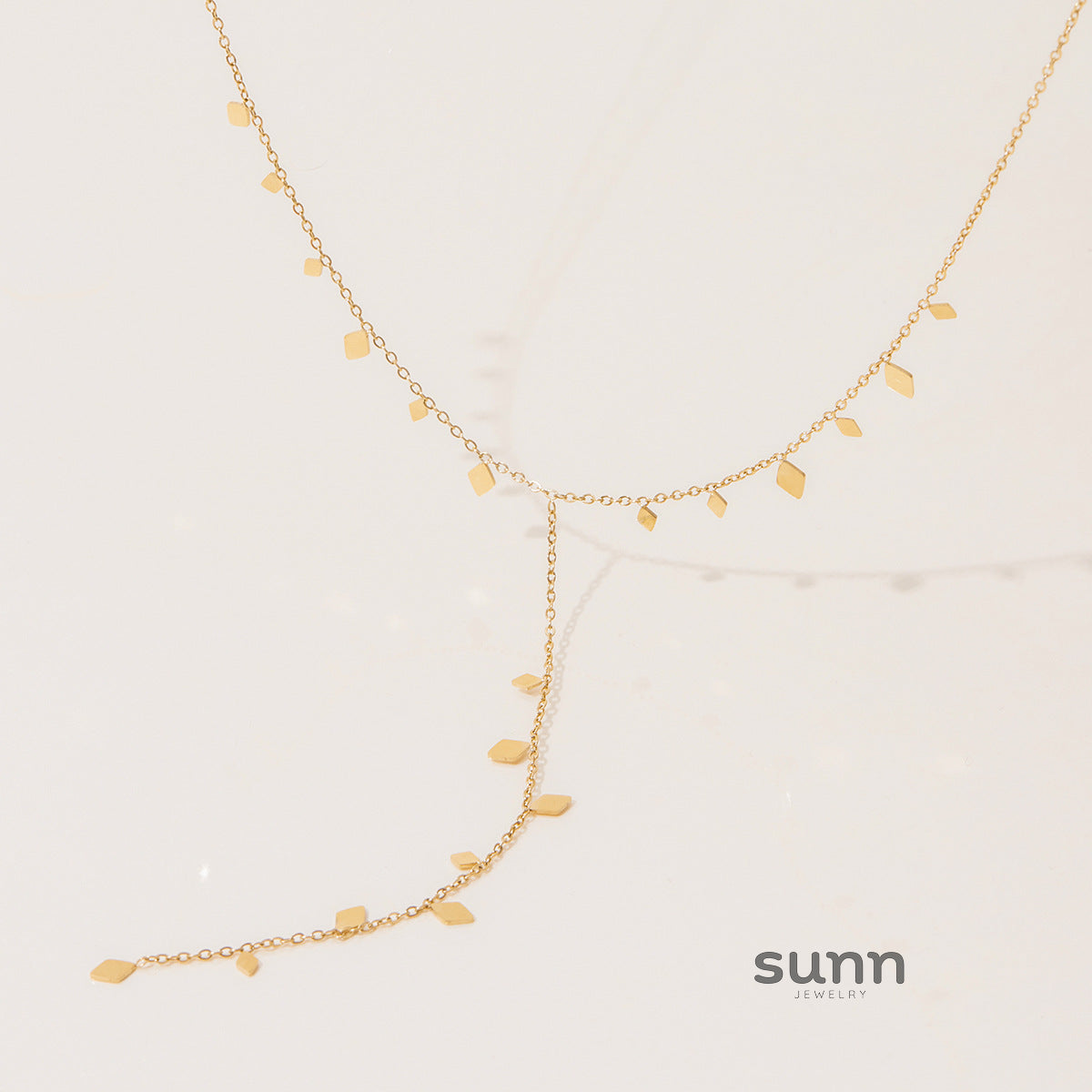 Alexie Zircon Pendant Clavicle Necklace [B6MW6680]