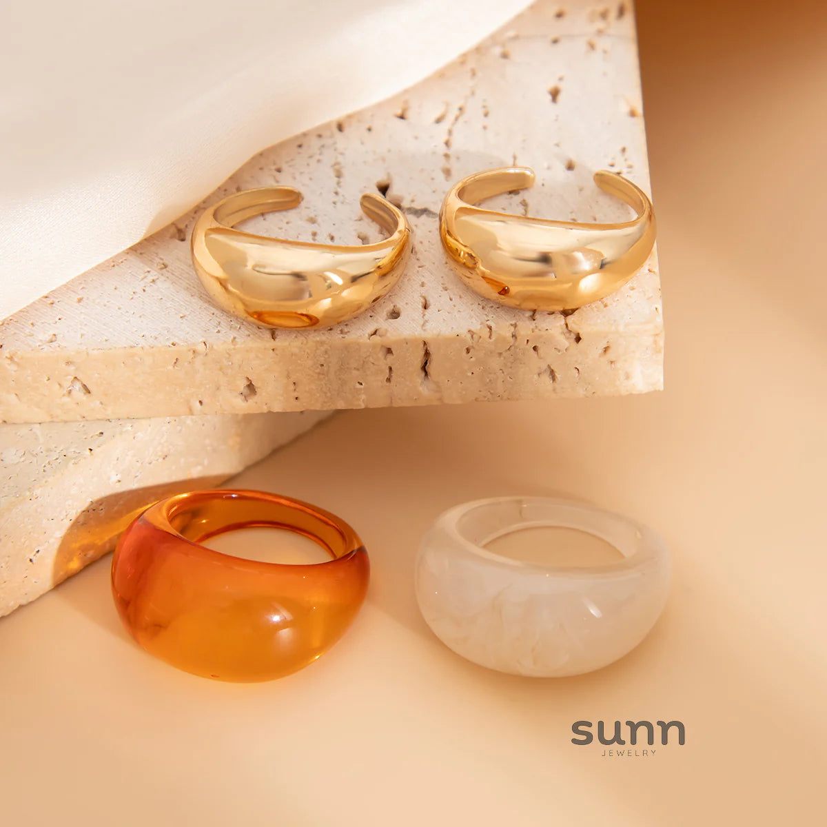 Alexis Curved Resin Rings Set