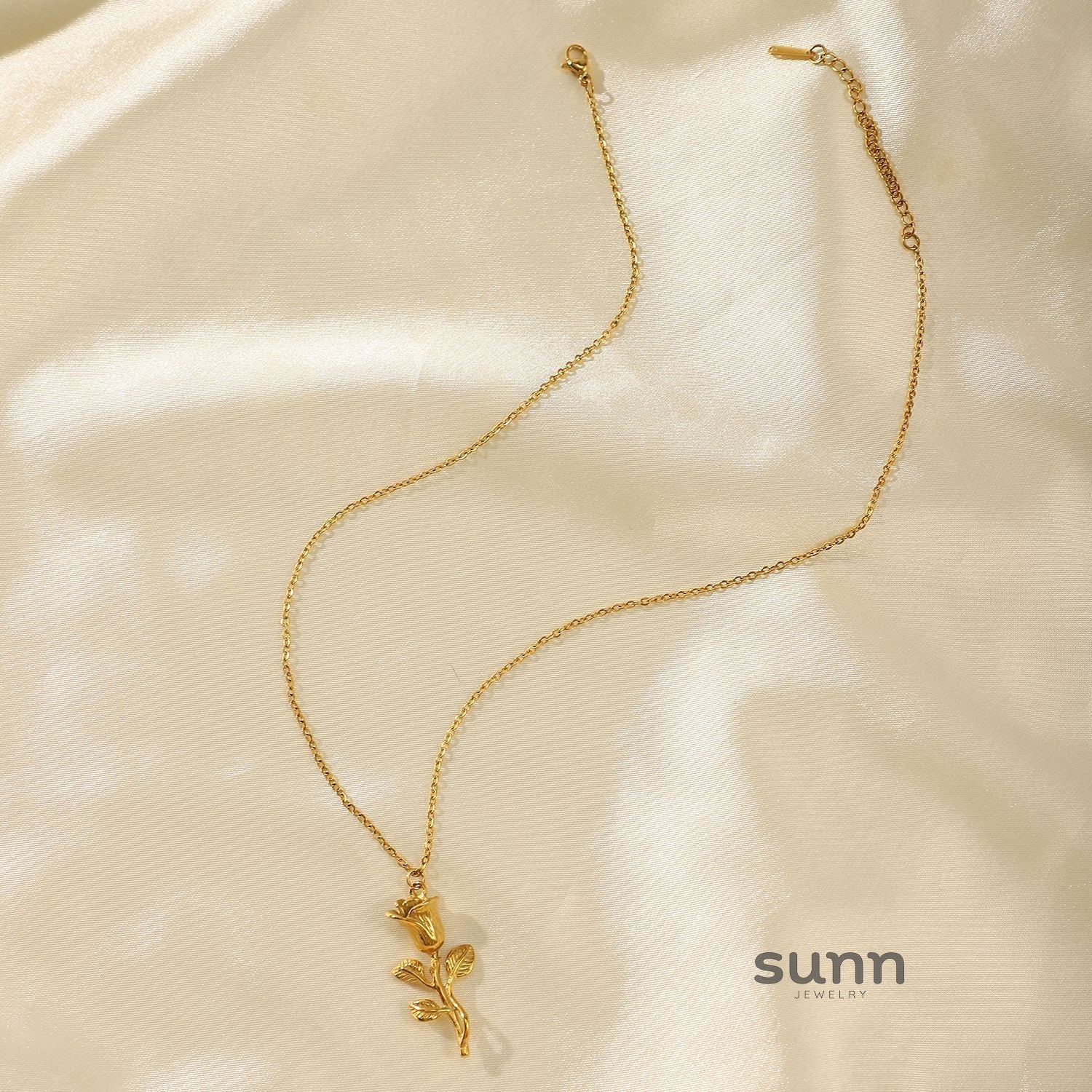 Alexis Gilded Rose Pendant Necklace