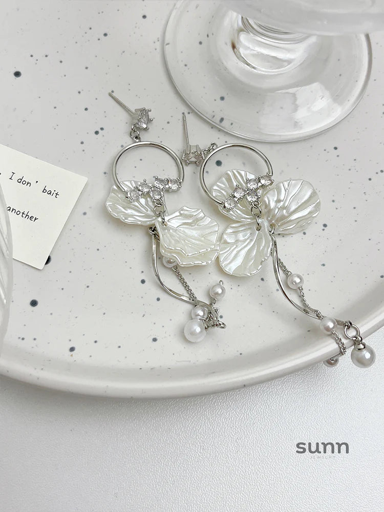 Alexzandria Floral Pearl Drop Earrings