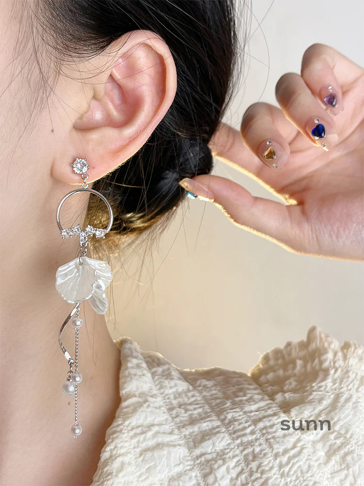 Alexzandria Floral Pearl Drop Earrings