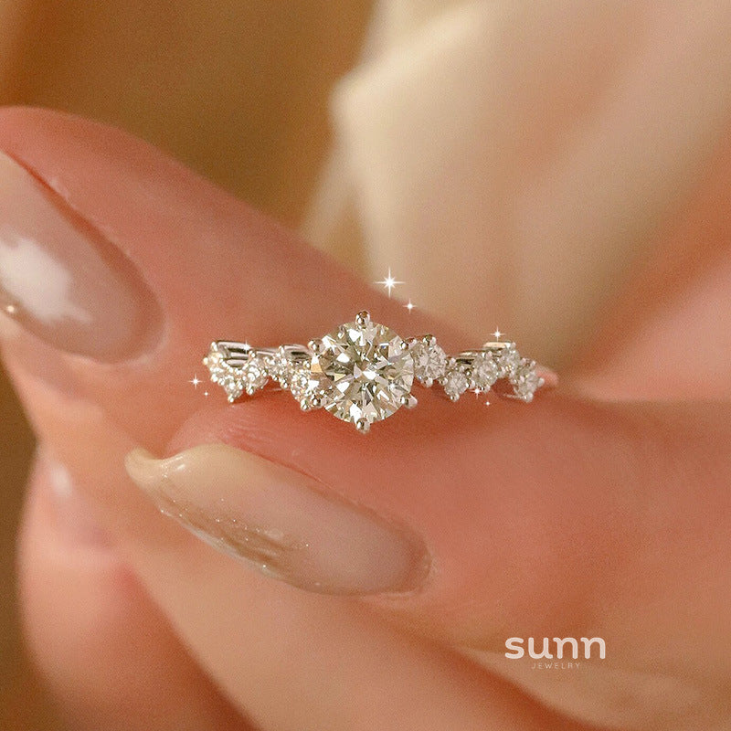Aleyda Sparkling Halo Ring [9D11JQHU]