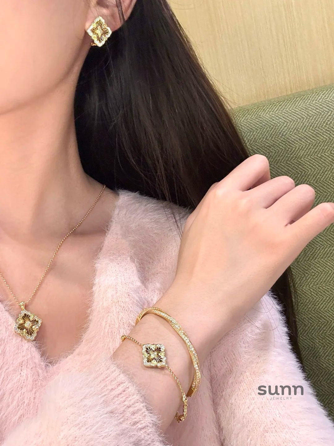 Aleyna Palace Clover Set [DAC3WTQI]