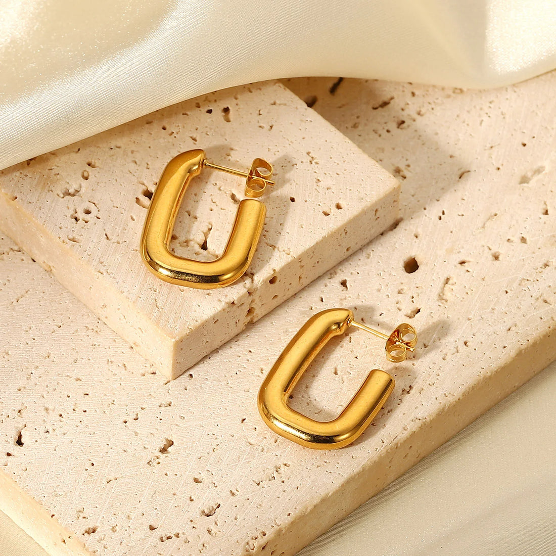 Aleysha Square Hoop Earrings