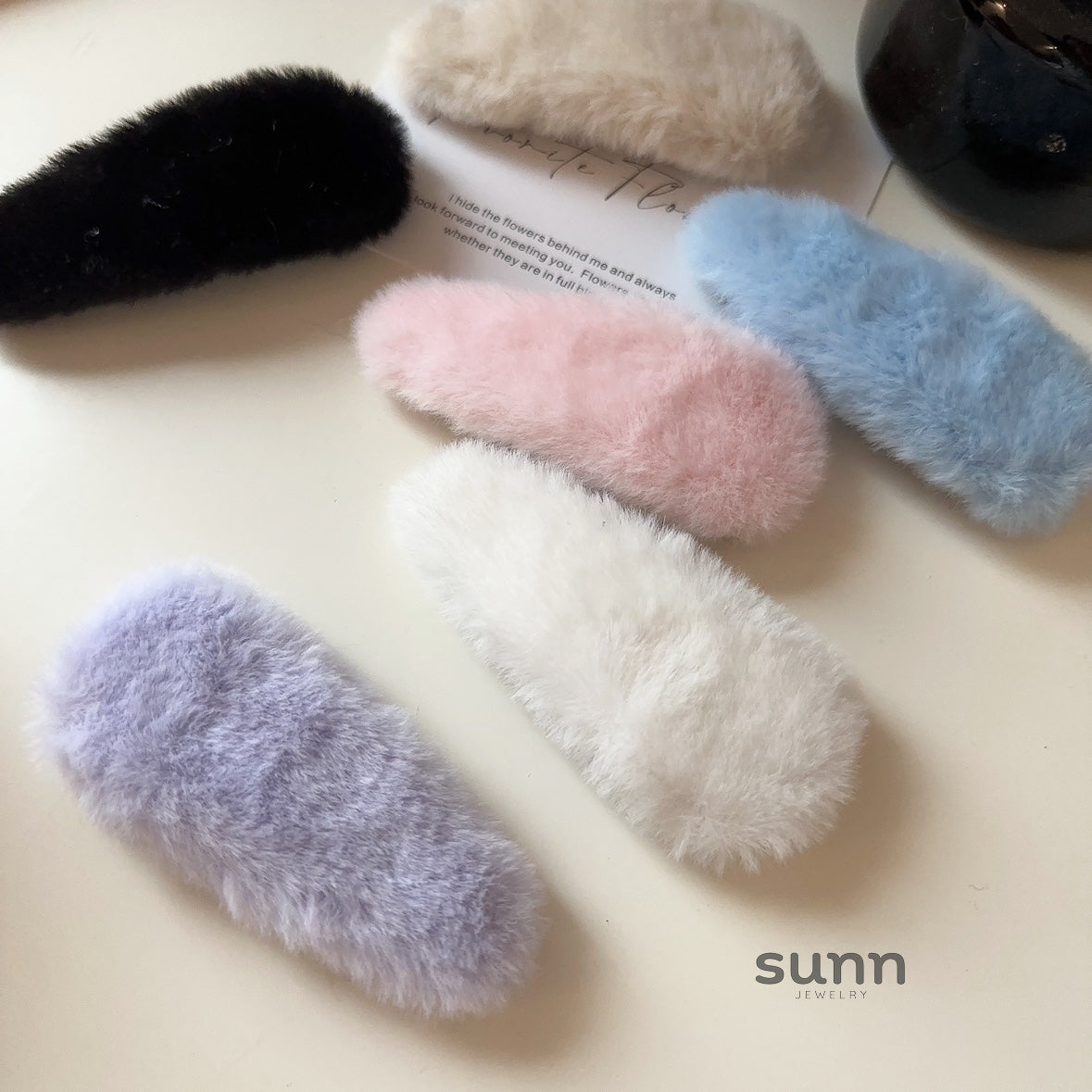 Aleyza Plush Water Drop Clip [EEWAHARO]