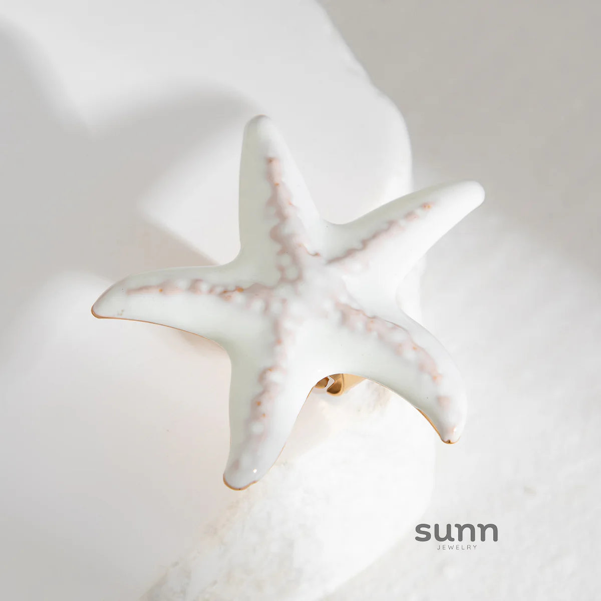 Aline Delicate Starfish Ring