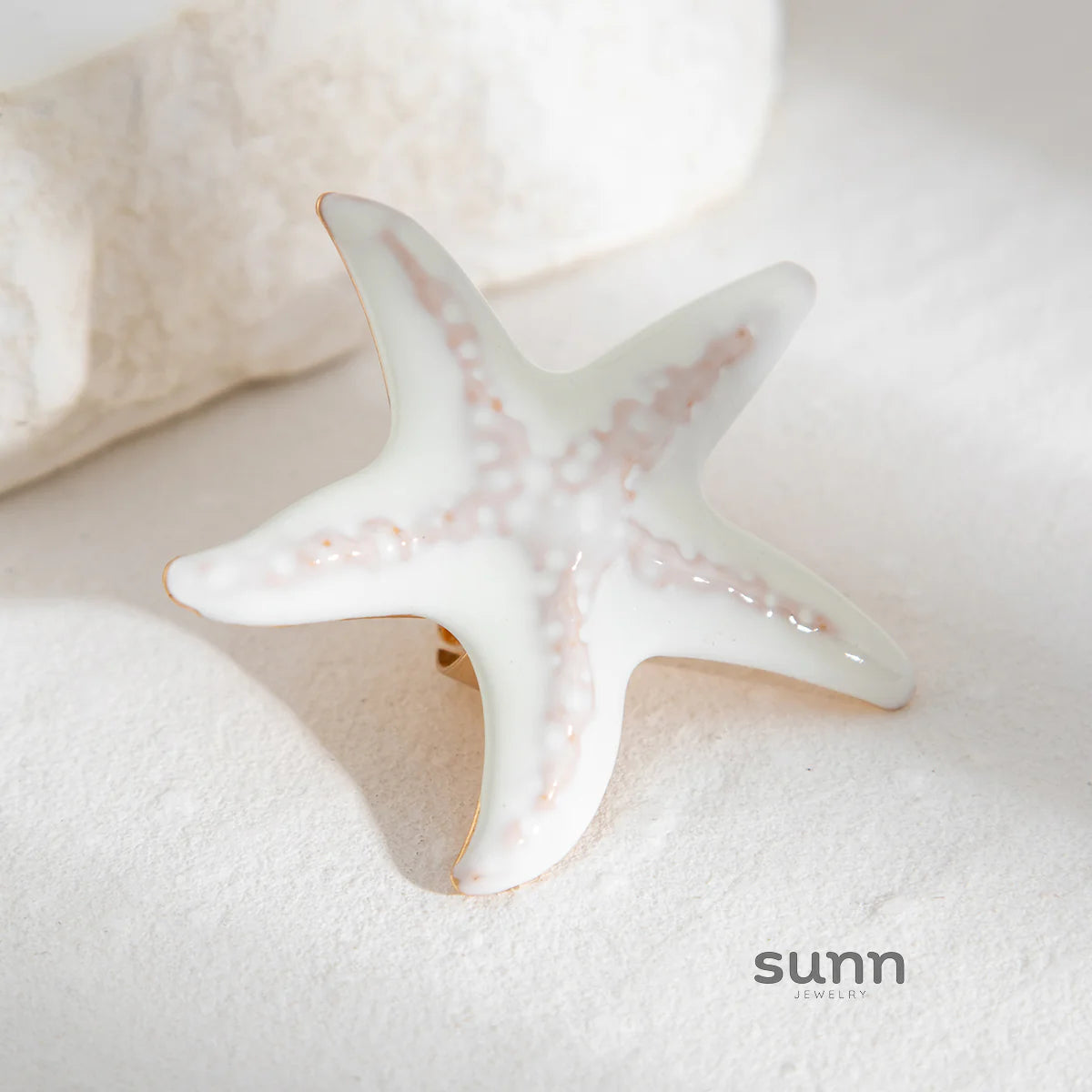 Aline Delicate Starfish Ring
