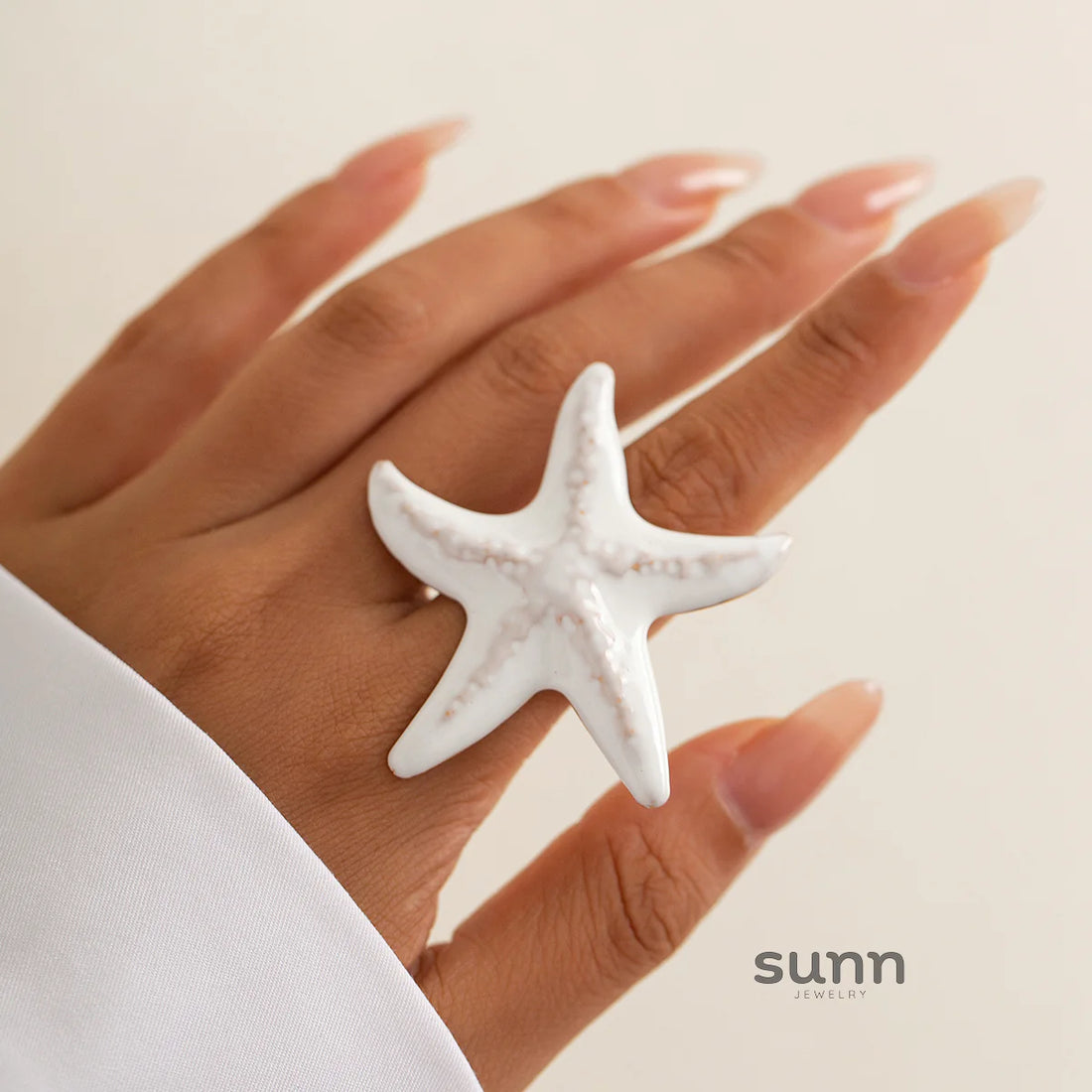 Aline Delicate Starfish Ring