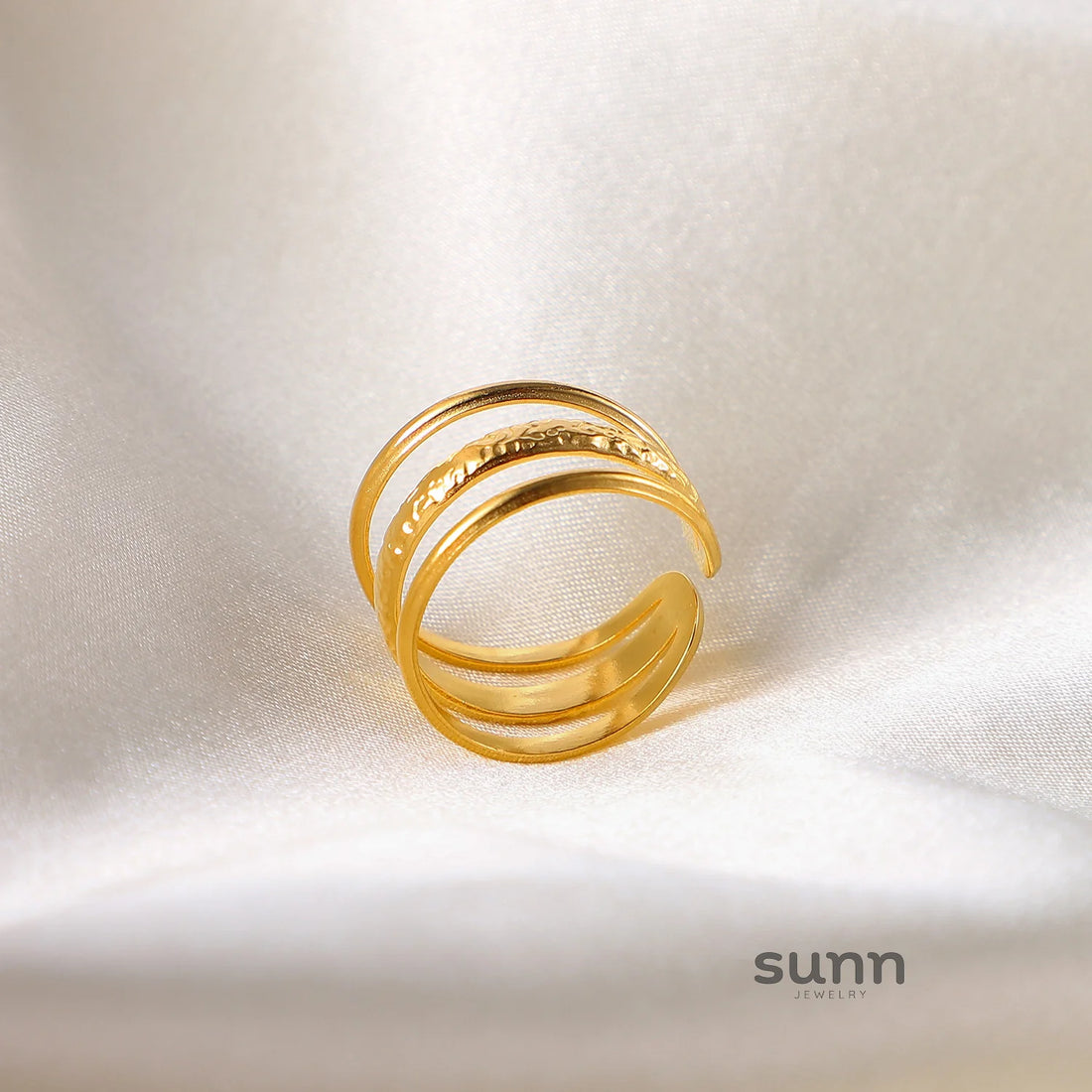 Aline Sculpted Layered Ring