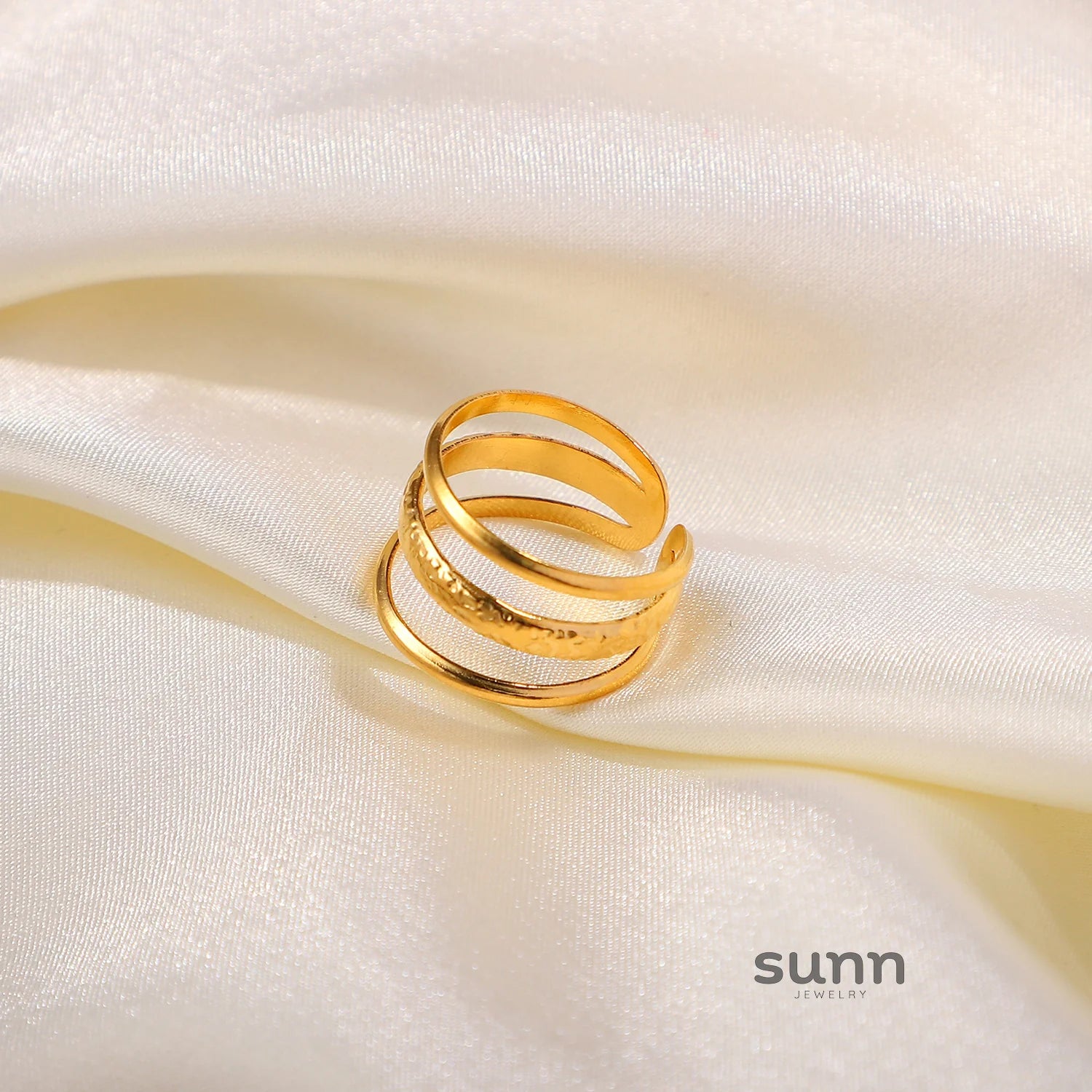 Aline Sculpted Layered Ring