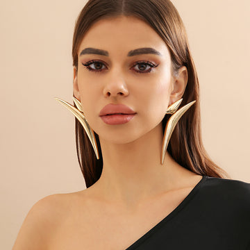 Alisha Geometric Tube Earrings [4TM32OQ3]