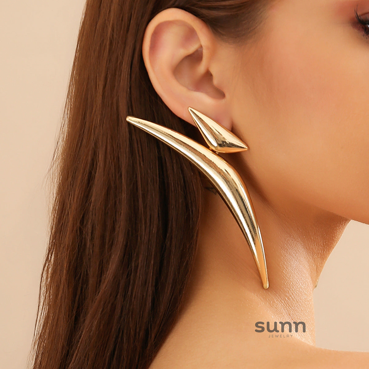 Alisha Geometric Tube Earrings [KF23M1W8]
