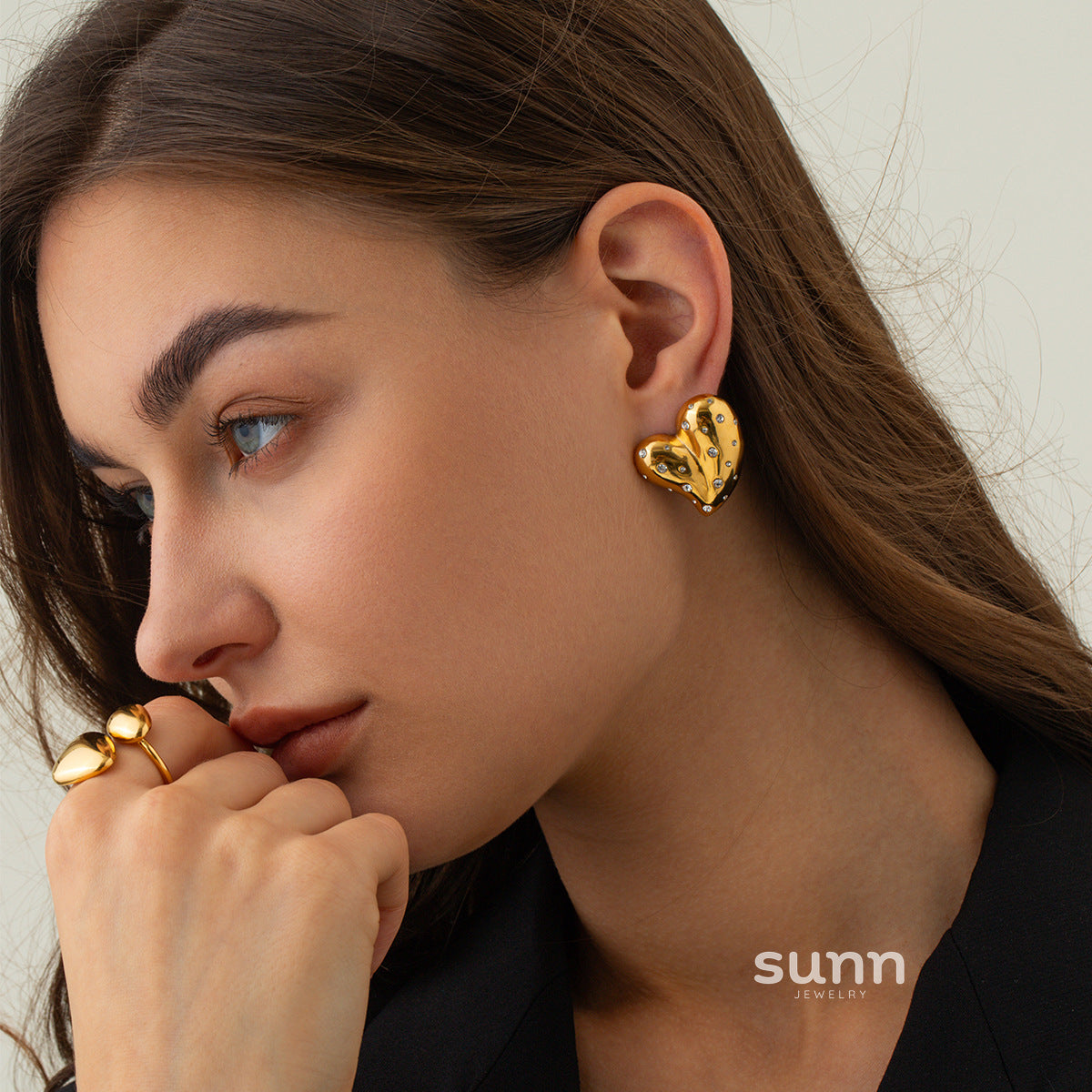 Alison Pave Heart Studs [SHY1GCP4]