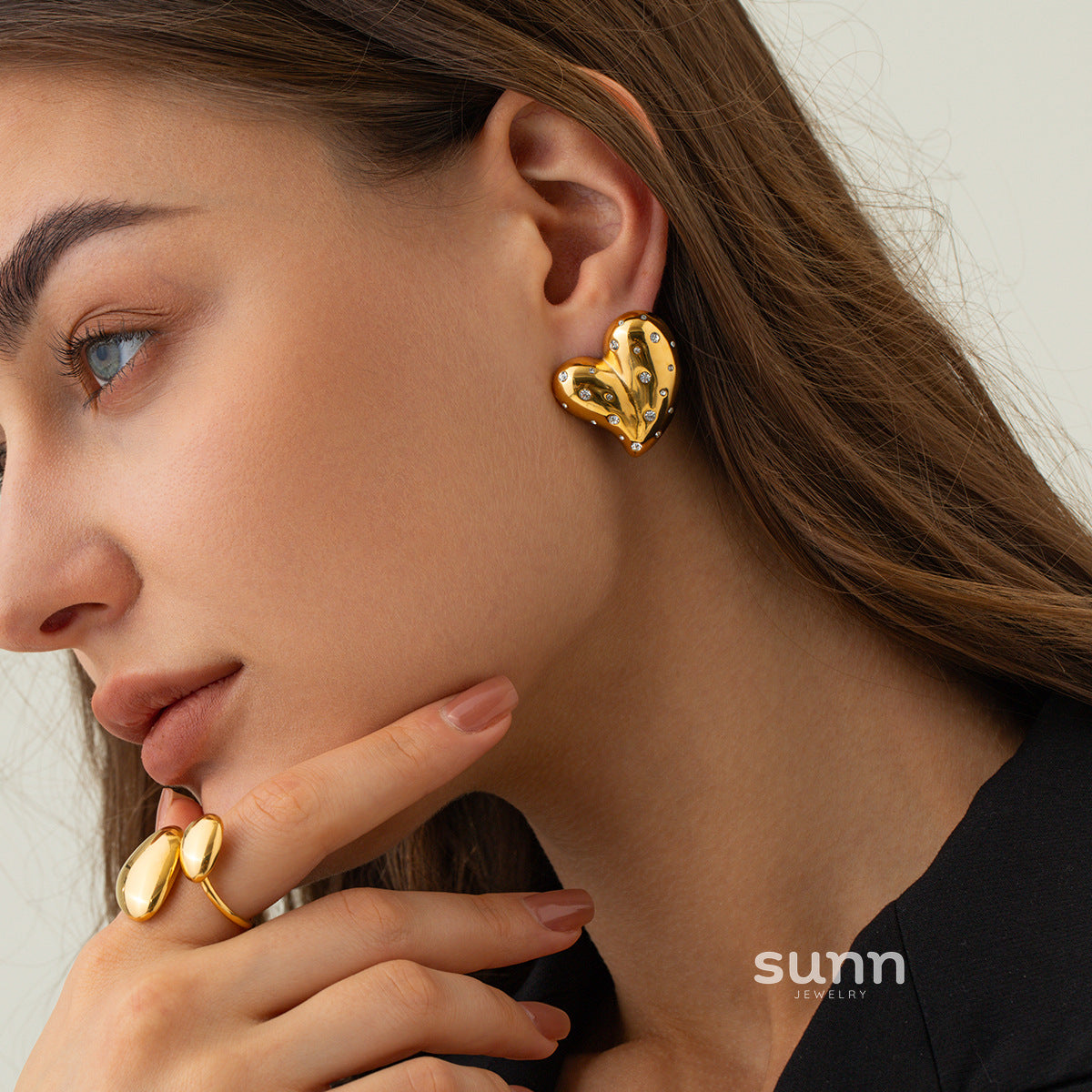 Alison Pave Heart Studs [5I1QWX5O]
