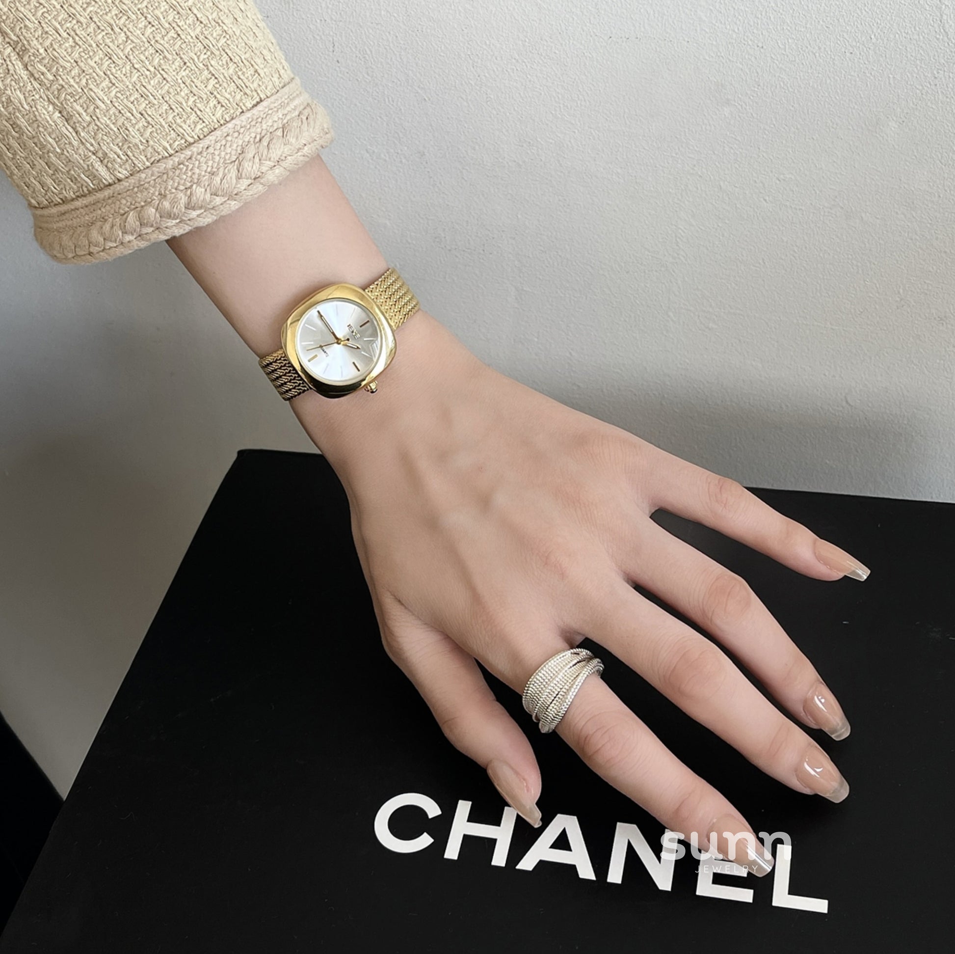 Alison Vintage Square Watch [XGVENJDN]