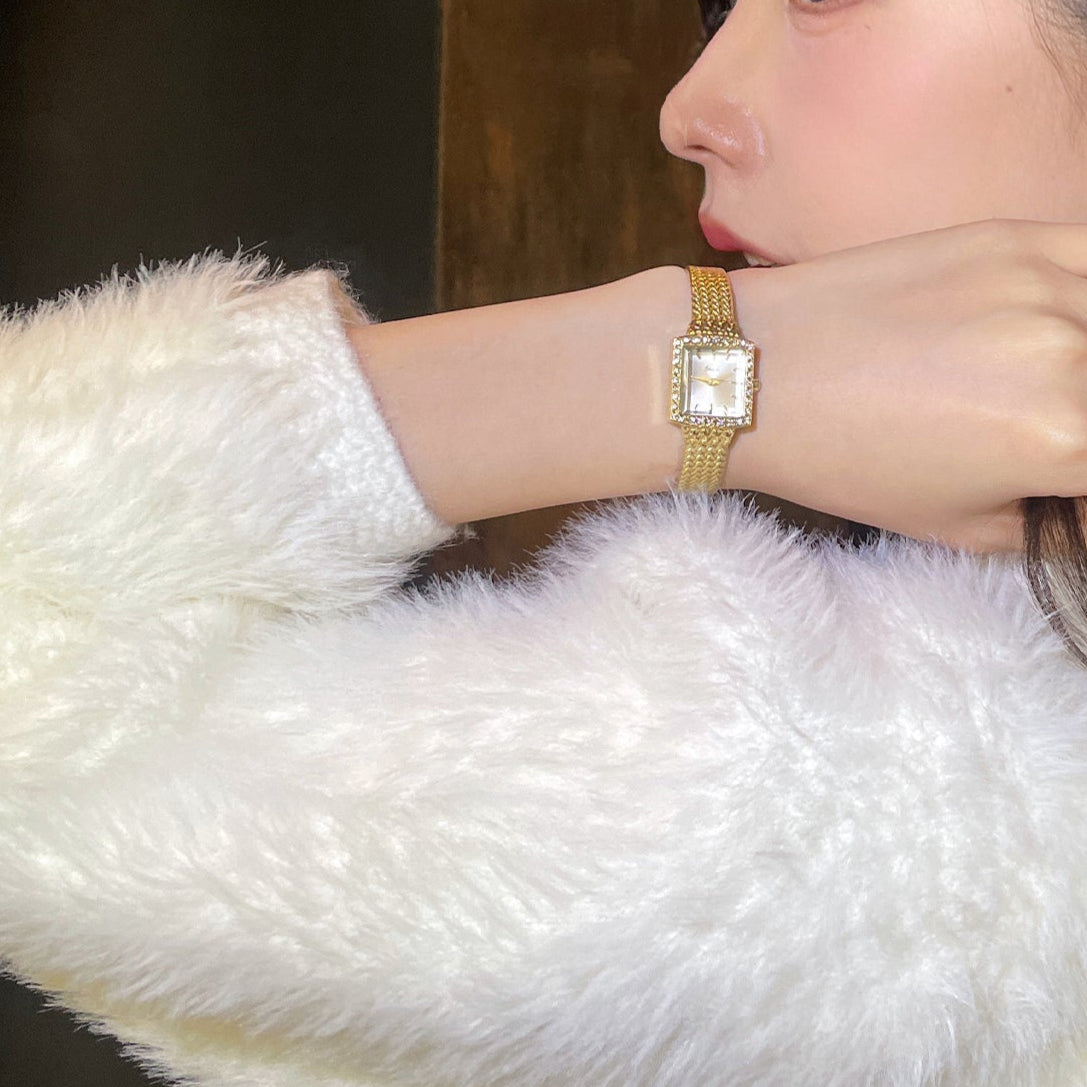 Alisson Retro Rhinestone Watch - Gold