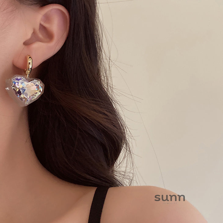 Alizabeth Crystal Heart Earrings [JZIRZYA0]