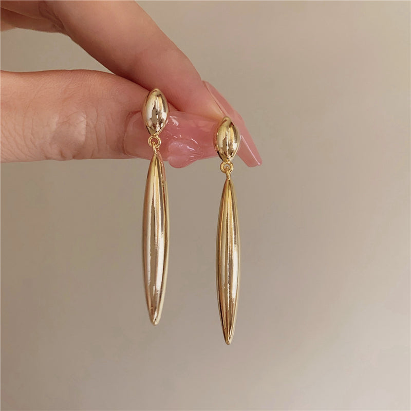 Alizabeth Sculptural Metal Drop Earrings [I9Z6QX6H]