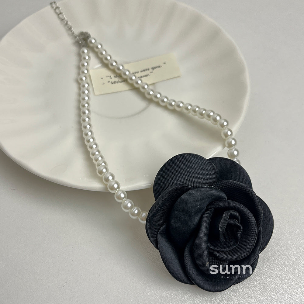 Allee Rose Pearl Choker Necklace [6F88ES29]
