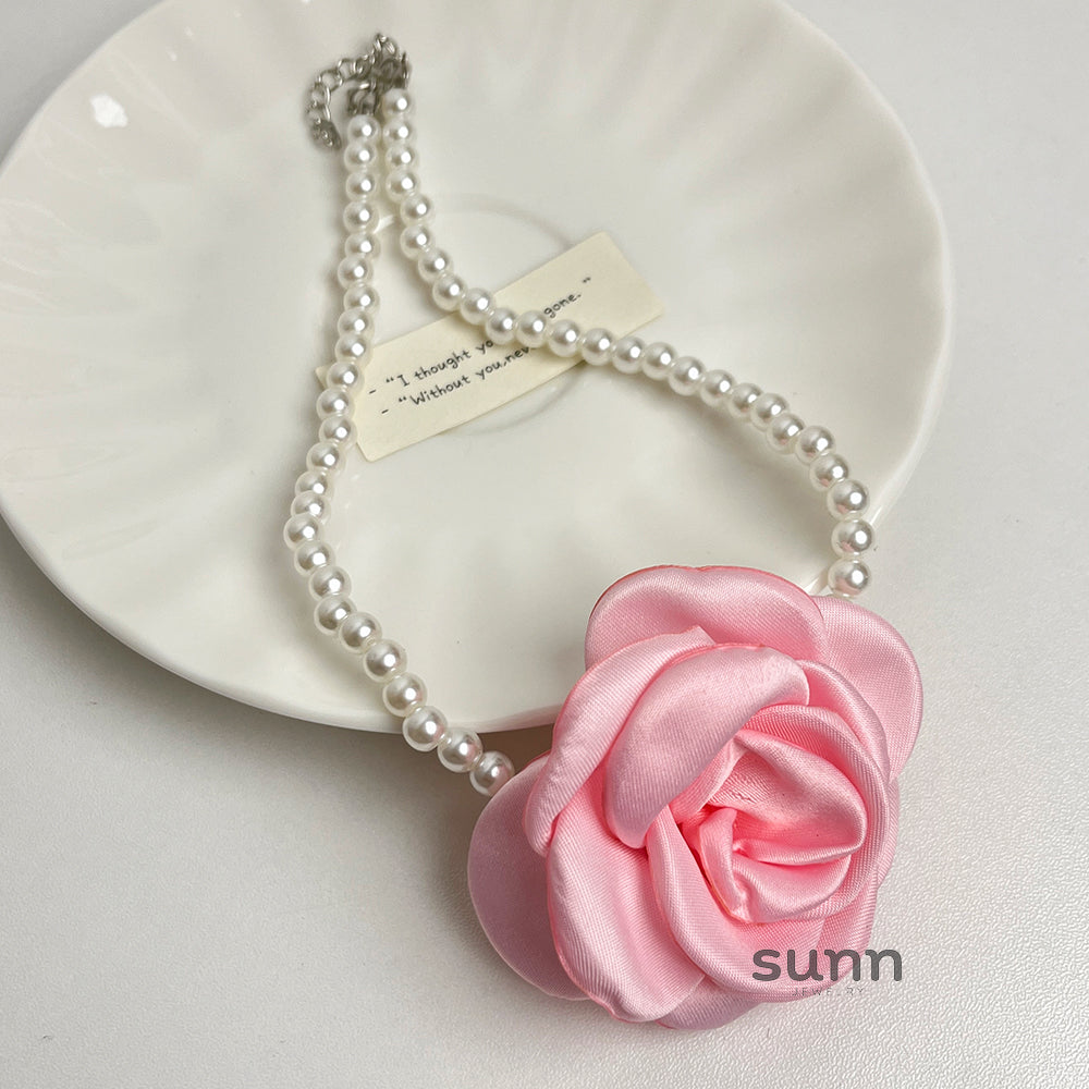 Allee Rose Pearl Choker Necklace [WR3KD0RT]