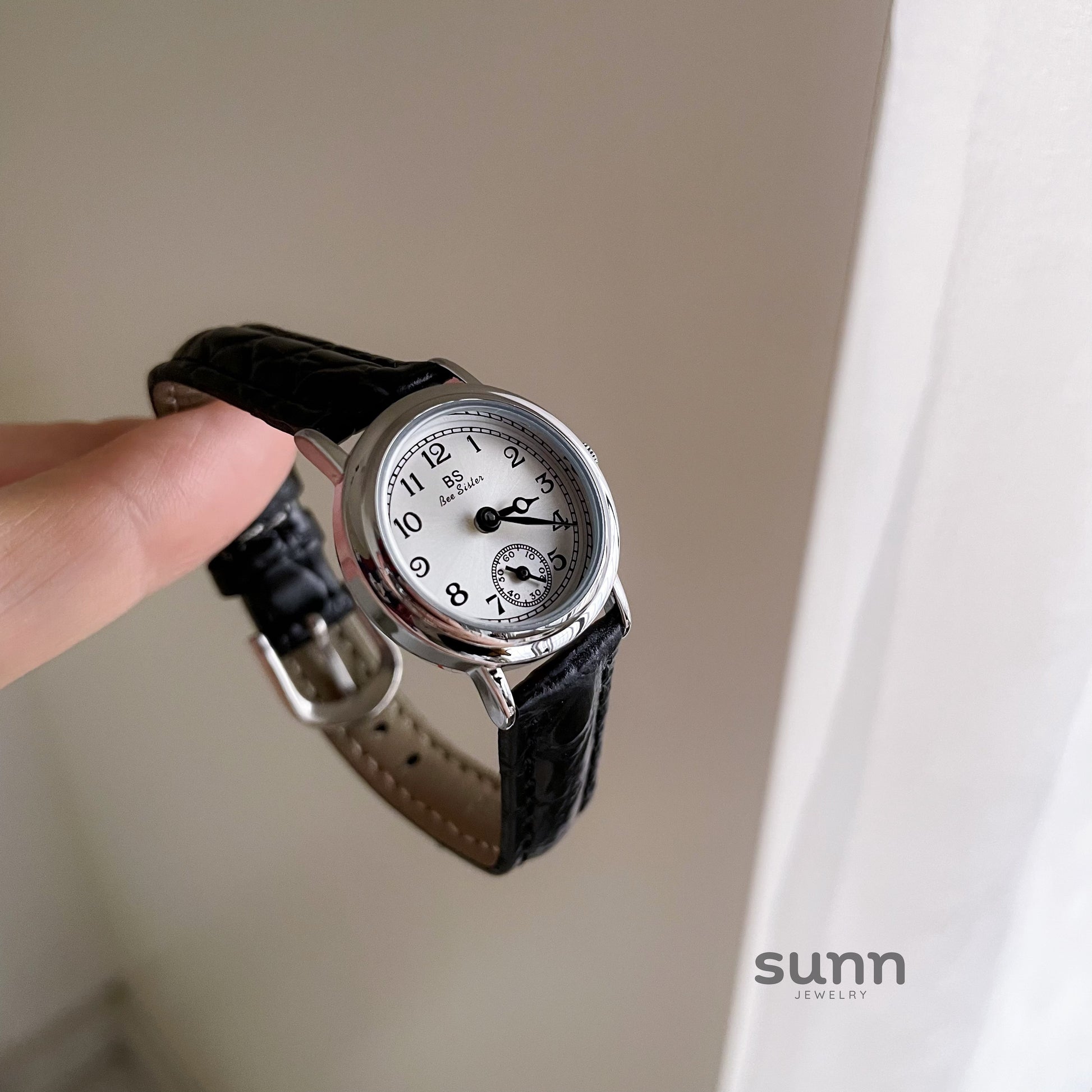 Allegra Vintage Quartz Watch [MM9PRCWE]