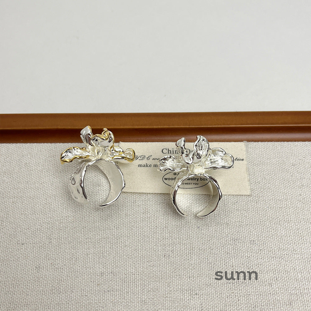 Alliyah Sculptural Iris Ring [JY8S4MEW]