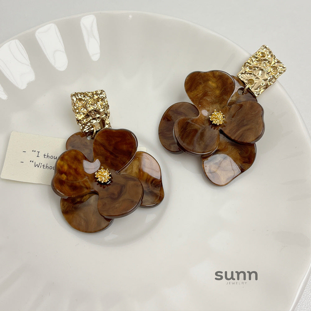 Alonna Acrylic Bloom Studs [C4YU4ZCA]